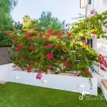 Villa De Leones In Heart Of By And Town With A/c And Games Sitges