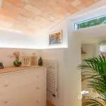 Villa De Leones In Heart Of By And Town With A/c And Games *