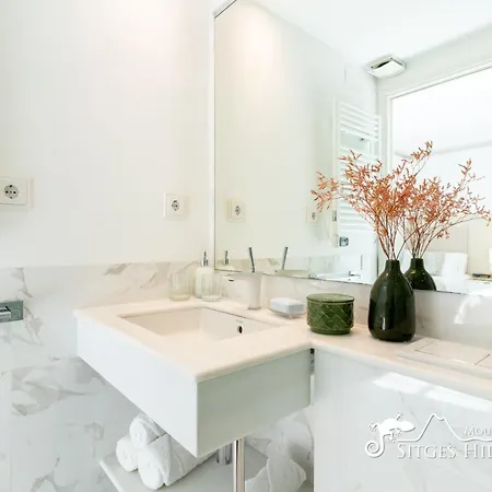 Vila De Leones In Heart Of By And Town With A/c And Games *