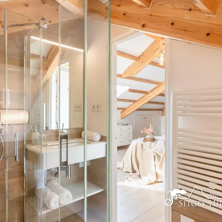 Villa De Leones In Heart Of By And Town With A/c And Games Sitges